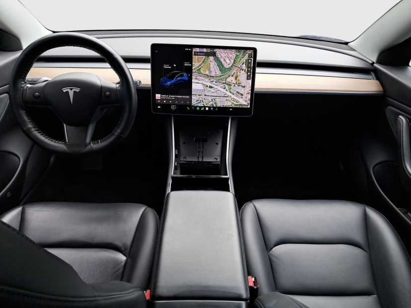 Tesla Model 3, 2019