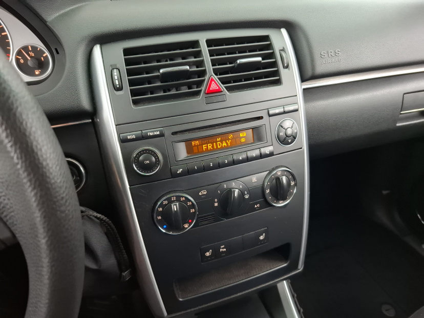 Mercedes-Benz B, 2010