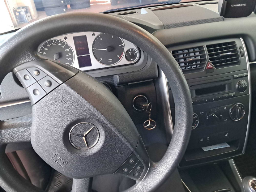 Mercedes-Benz B, 2010