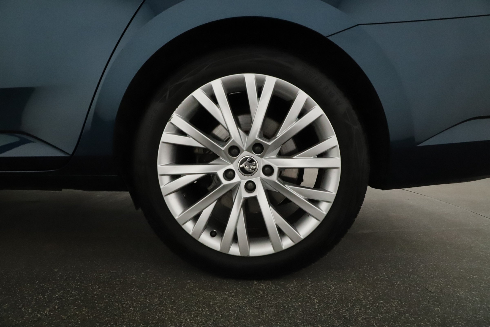 Škoda Superb - 2024