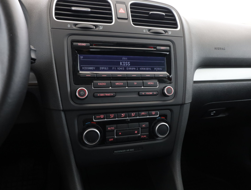 Volkswagen Golf, 2011