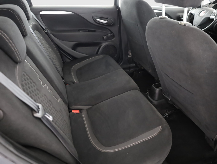 Fiat Punto, 2015