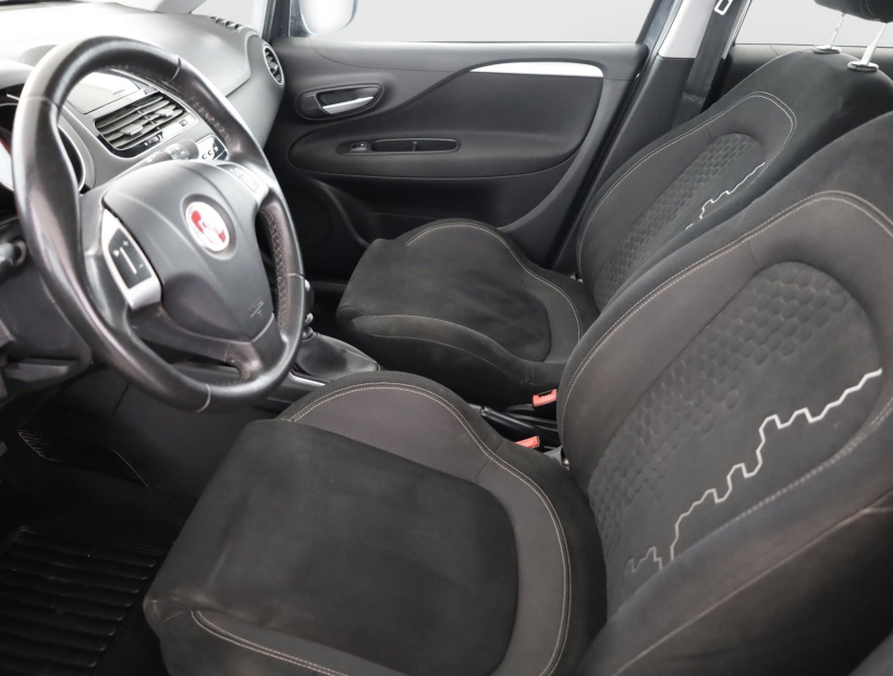 Fiat Punto, 2015