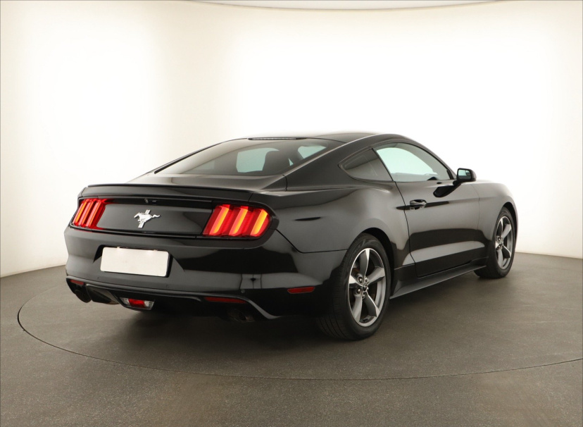 Ford Mustang, 2016