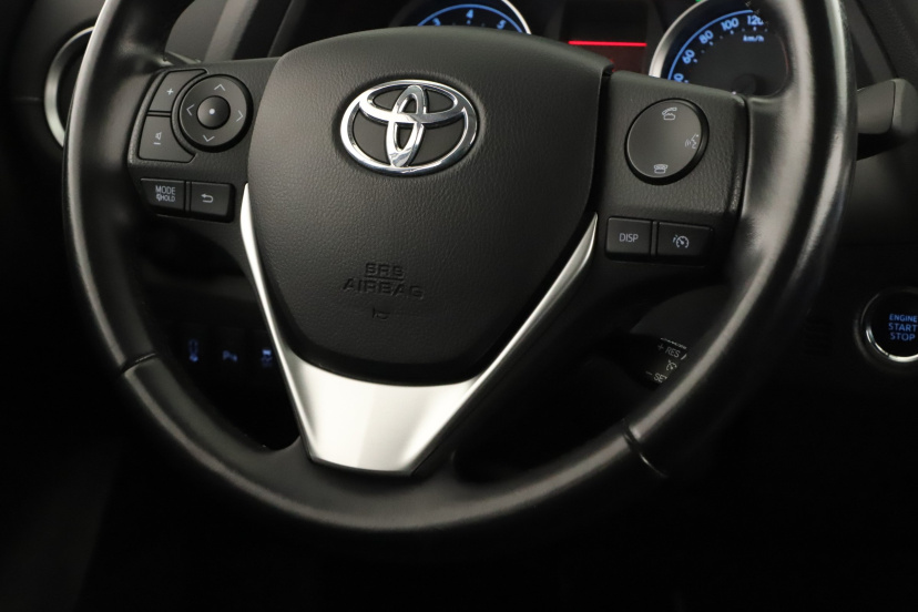 Toyota Auris, 2015