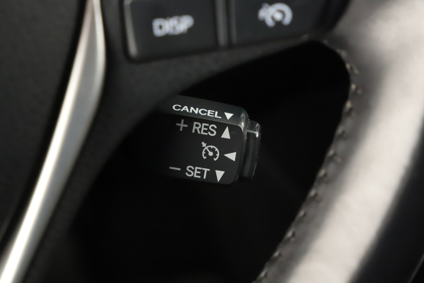 Toyota Auris, 2015
