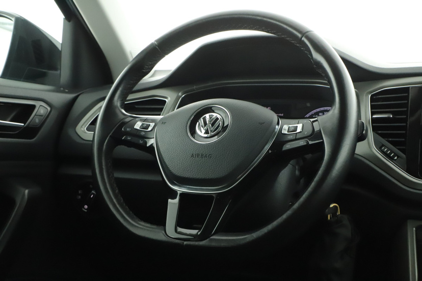 Volkswagen T-Roc, 2021