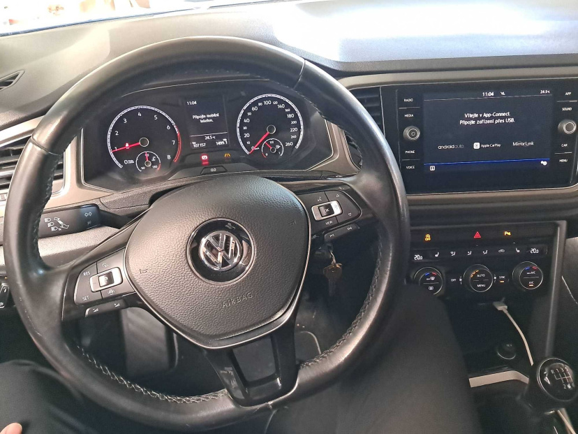 Volkswagen T-Roc, 2021