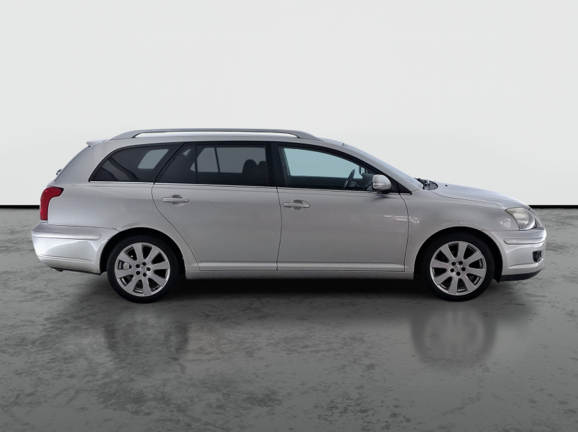 Toyota Avensis, 2009