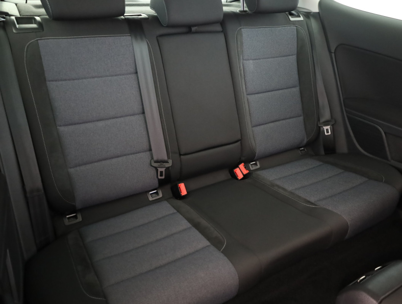 Volkswagen Golf, 2012