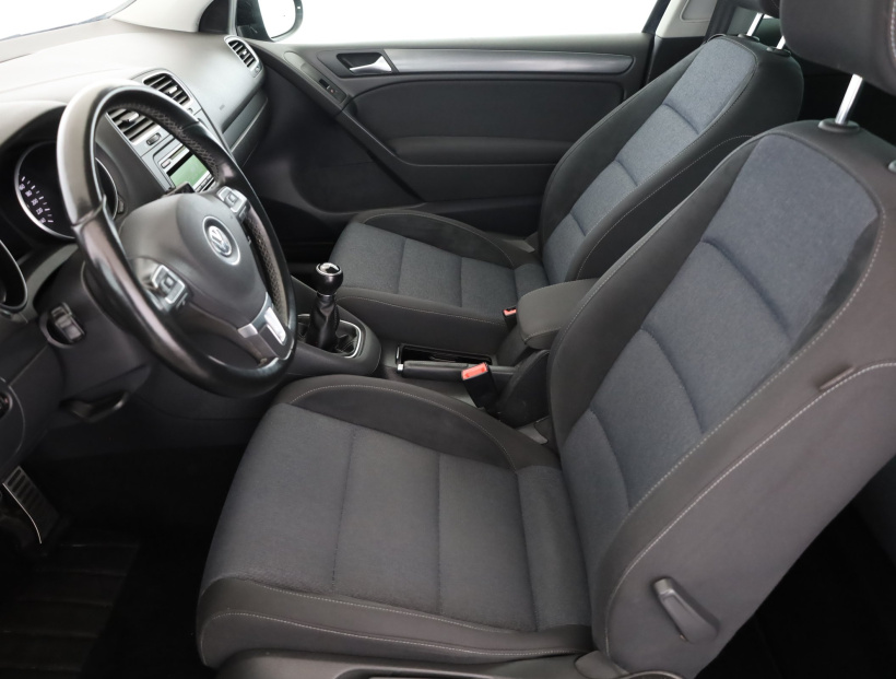 Volkswagen Golf, 2012