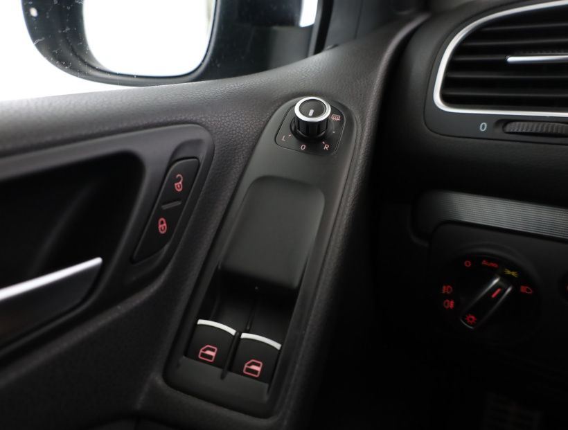 Volkswagen Golf, 2012