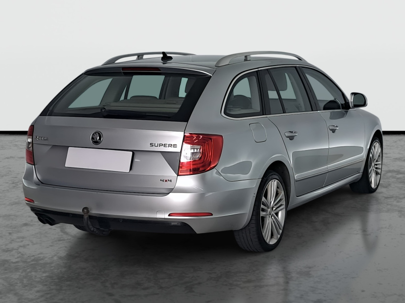 Škoda Superb, 2015