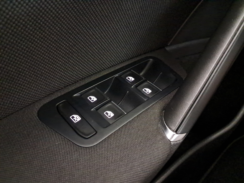 Volkswagen Golf, 2016