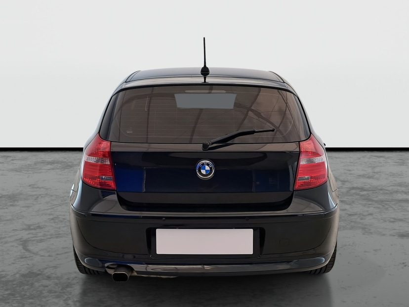 BMW 1, 2009