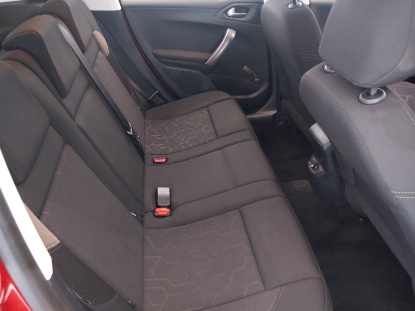 Peugeot 2008, 2016