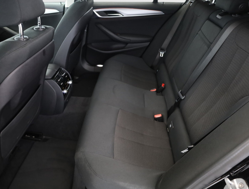 BMW 5, 2019