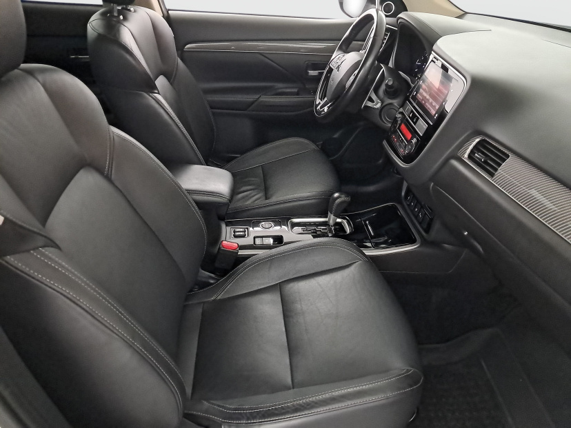 Mitsubishi Outlander, 2019