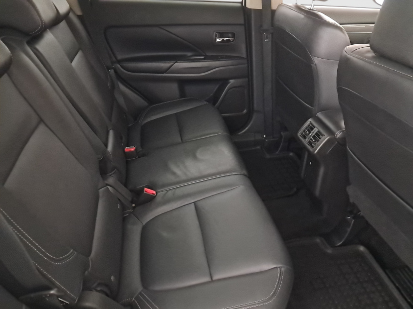 Mitsubishi Outlander, 2019