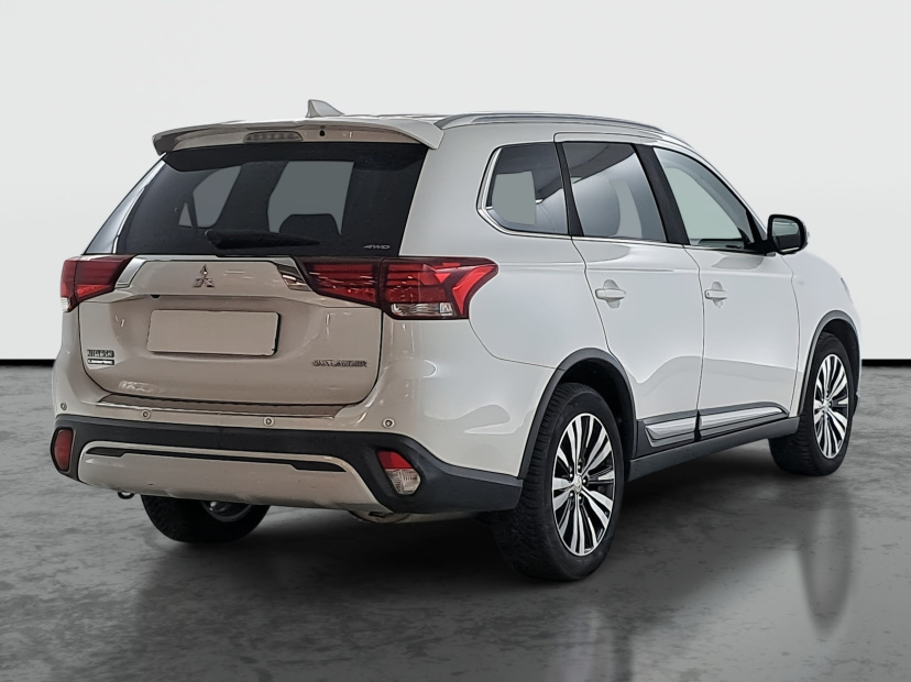 Mitsubishi Outlander, 2019
