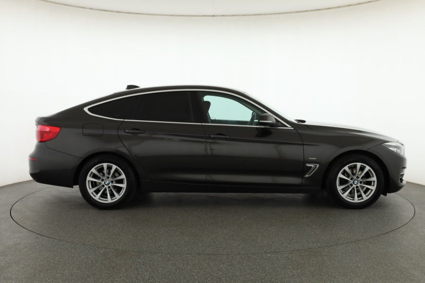 BMW 3GT, 2017