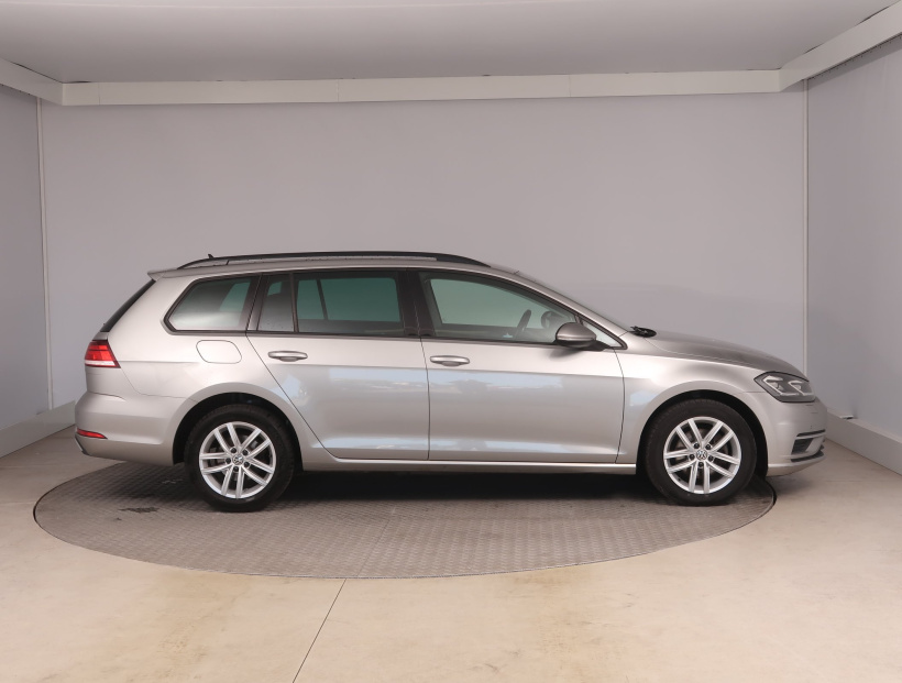Volkswagen Golf, 2017