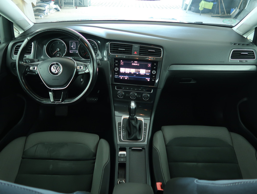 Volkswagen Golf, 2017