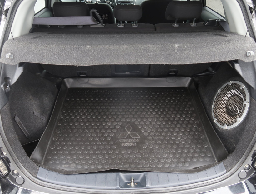 Mitsubishi ASX, 2011