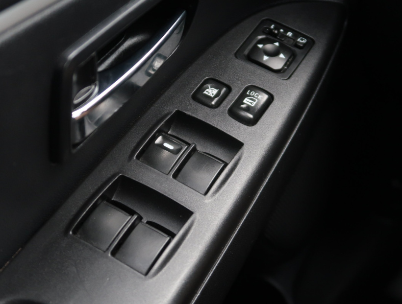 Mitsubishi ASX, 2011
