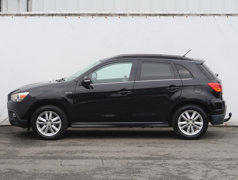 Mitsubishi ASX, 2011