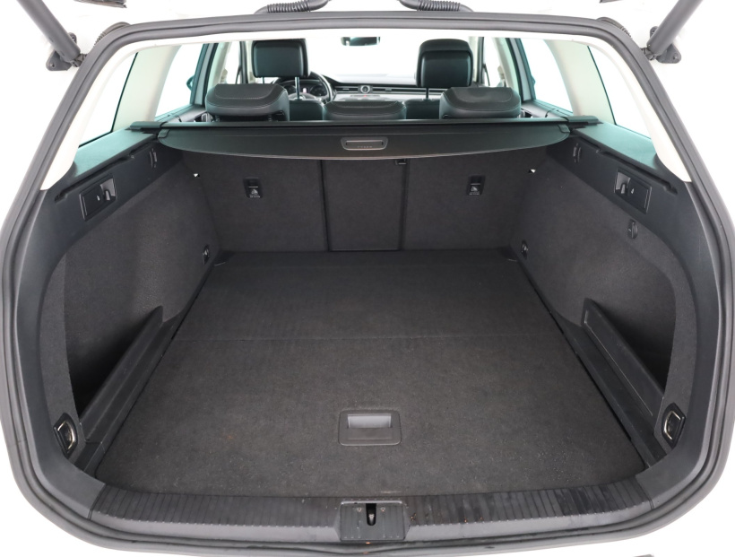 Volkswagen Passat, 2017