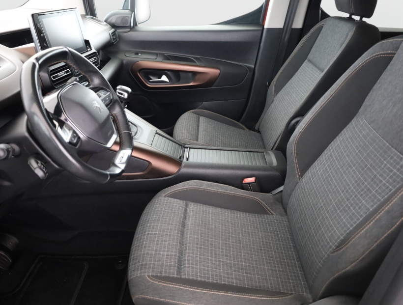 Peugeot Rifter, 2020