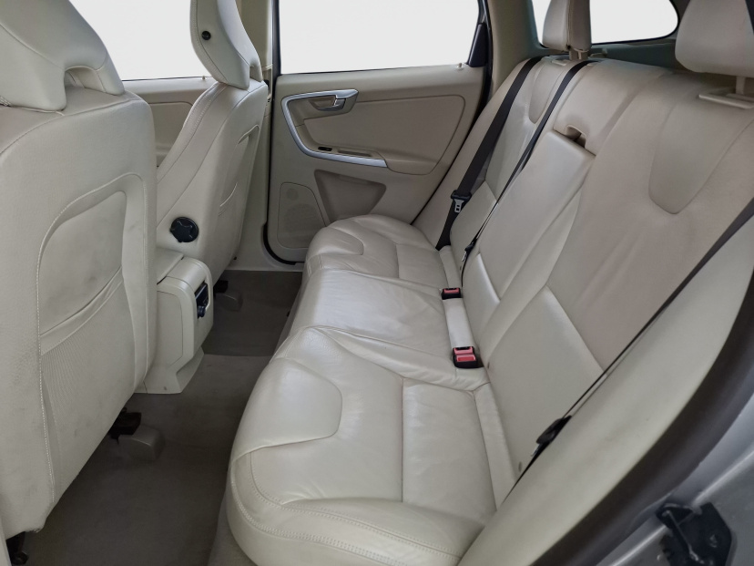 Volvo XC60, 2011