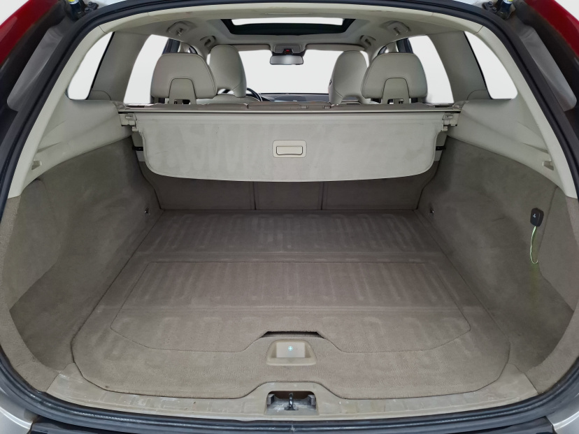 Volvo XC60, 2011