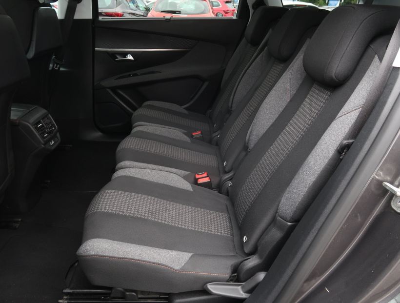 Peugeot 5008, 2020