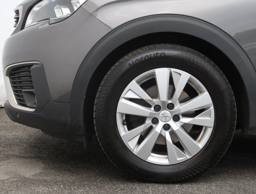 Peugeot 5008, 2020
