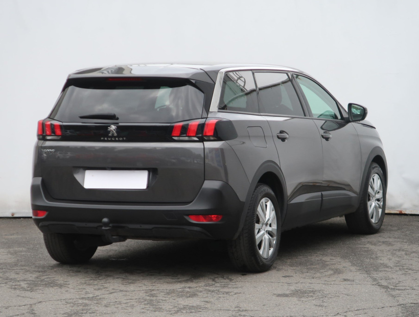 Peugeot 5008, 2020