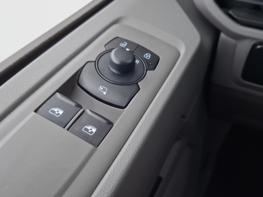 Volkswagen Transporter - 2025