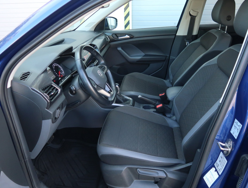 Volkswagen T-Cross, 2020