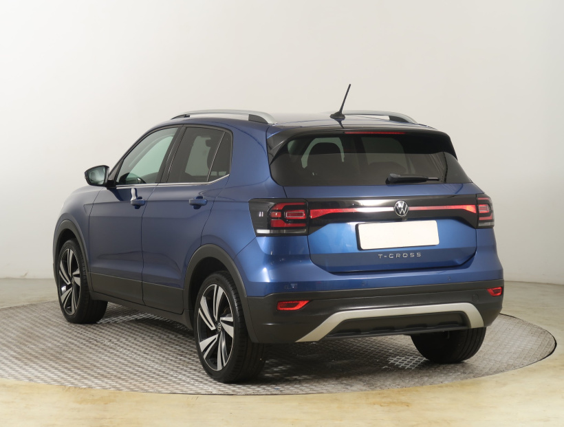 Volkswagen T-Cross, 2020