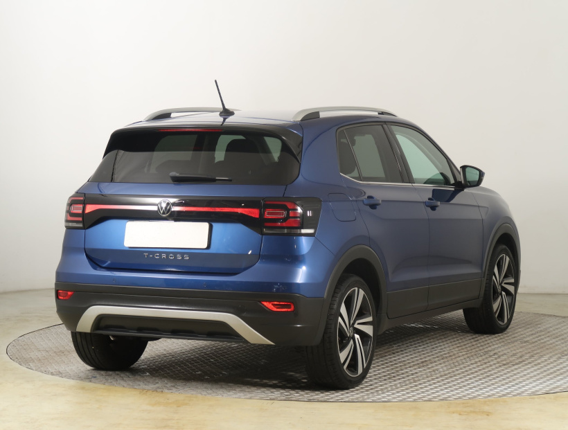 Volkswagen T-Cross, 2020