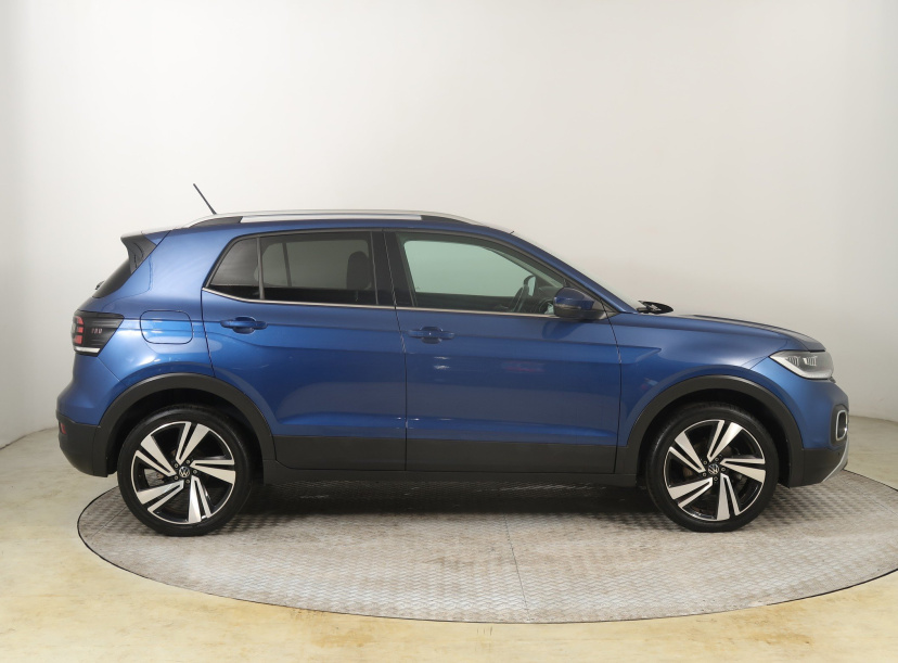 Volkswagen T-Cross, 2020