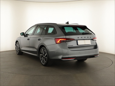 Škoda Octavia - 2025