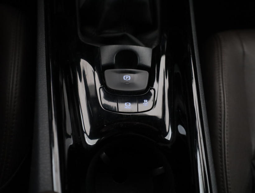 Toyota C-HR, 2018