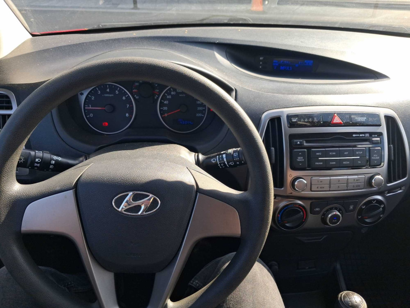 Hyundai i20, 2012