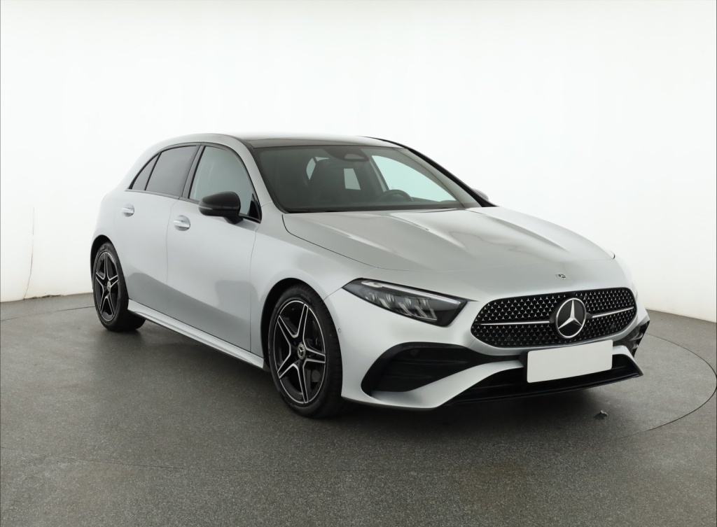 Mercedes-Benz A 200, 2024