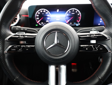 Mercedes-Benz A - 2024