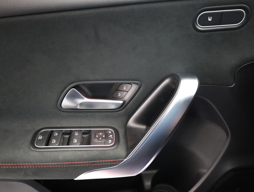 Mercedes-Benz A, 2024