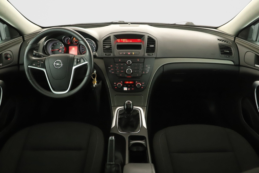 Opel Insignia, 2010