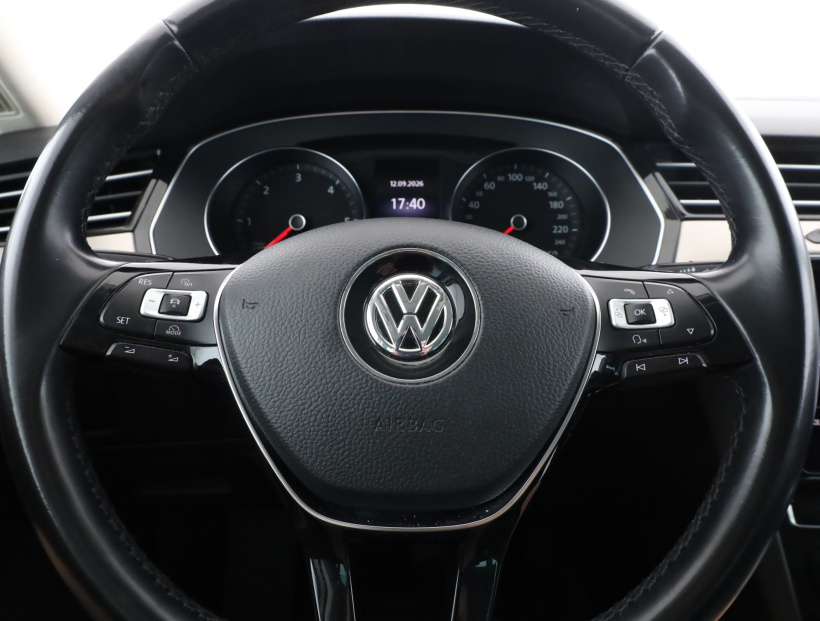 Volkswagen Passat, 2018